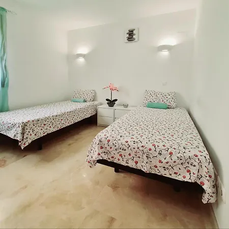 Apartment Punta Prima Modern, 100 M Sea, 2 Swimming-pools, Aircondition, Free Wi-fi Alicante