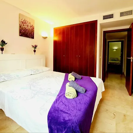 Punta Prima Modern, 100 M Sea, 2 Swimming-pools, Aircondition, Free Wi-fi Apartment *